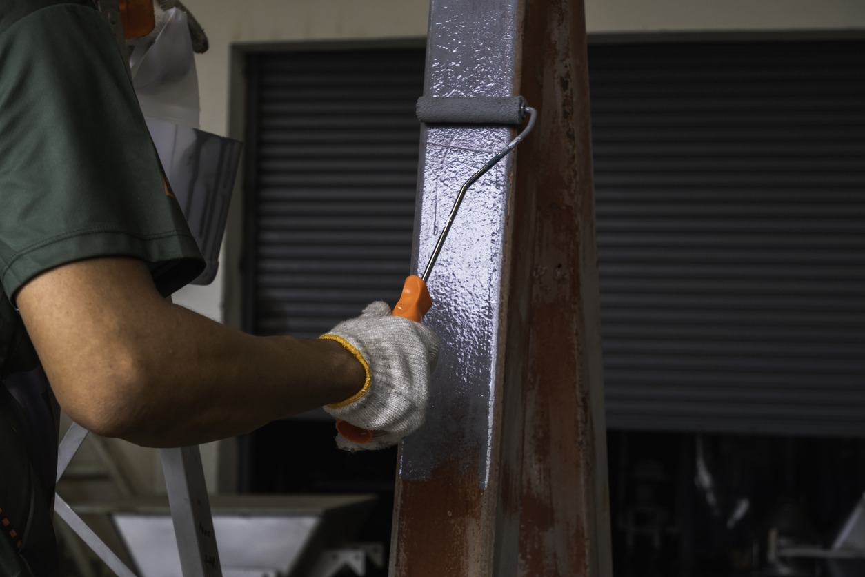 Rust-proof painted steel pipes in the factory.