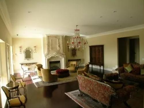 Custom Painting Services